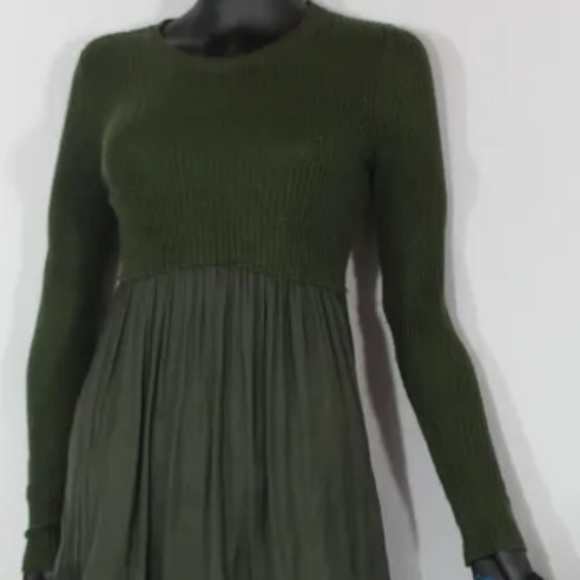 Hooked Up Women's Forest Green Tunic Sweater Top Tunic, S - Picture 1 of 6